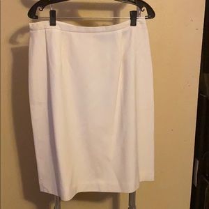 Women’s skirt